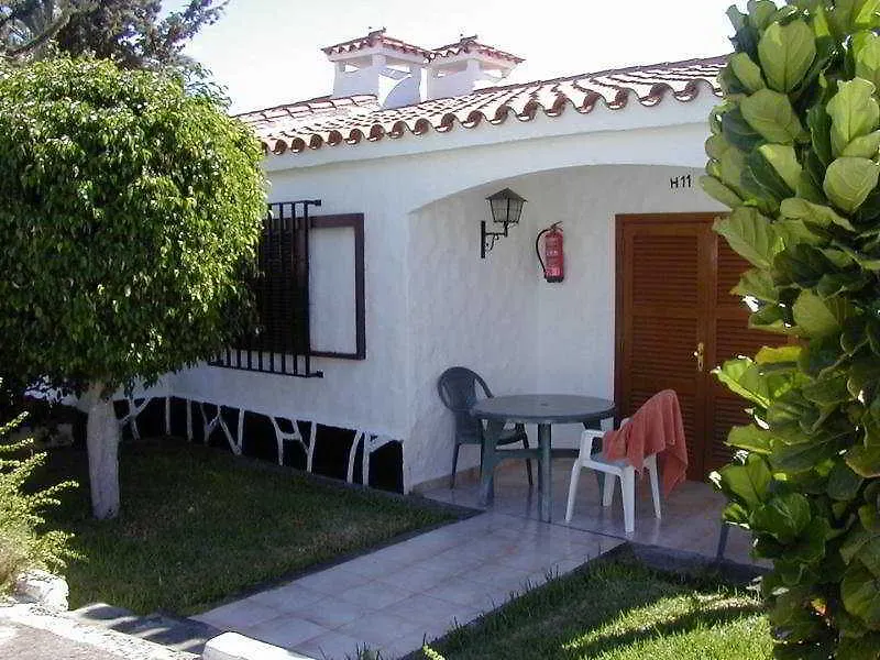 Los Porches Bungalows contacts